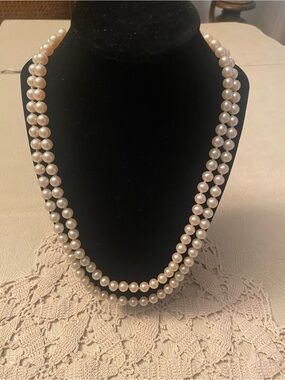 Classic Double Strand faux Pearl Necklace in Cream - Unbranded